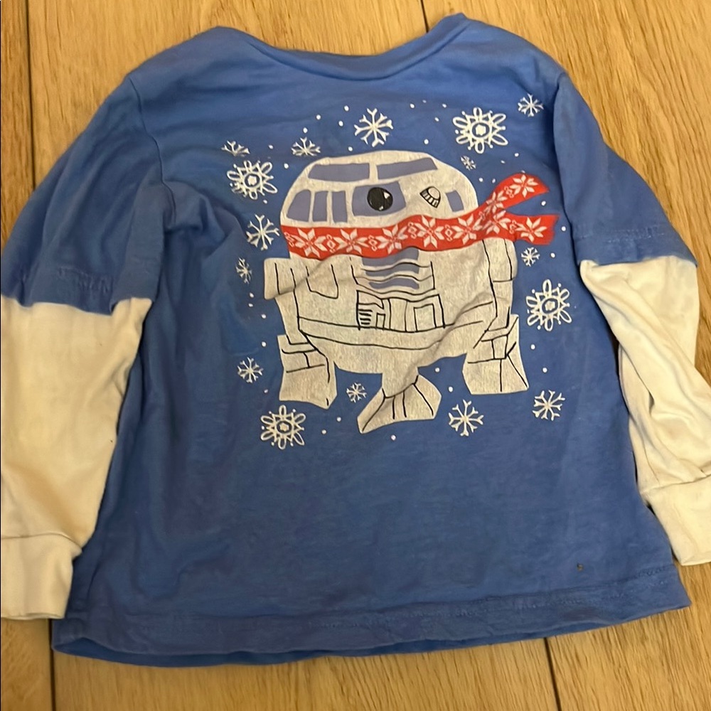 Star Wars Blue and White Long Sleeve Tee with Winter Van Design